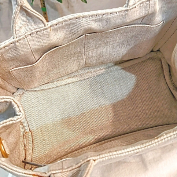 Prada Canapa - Picture 10 of 13